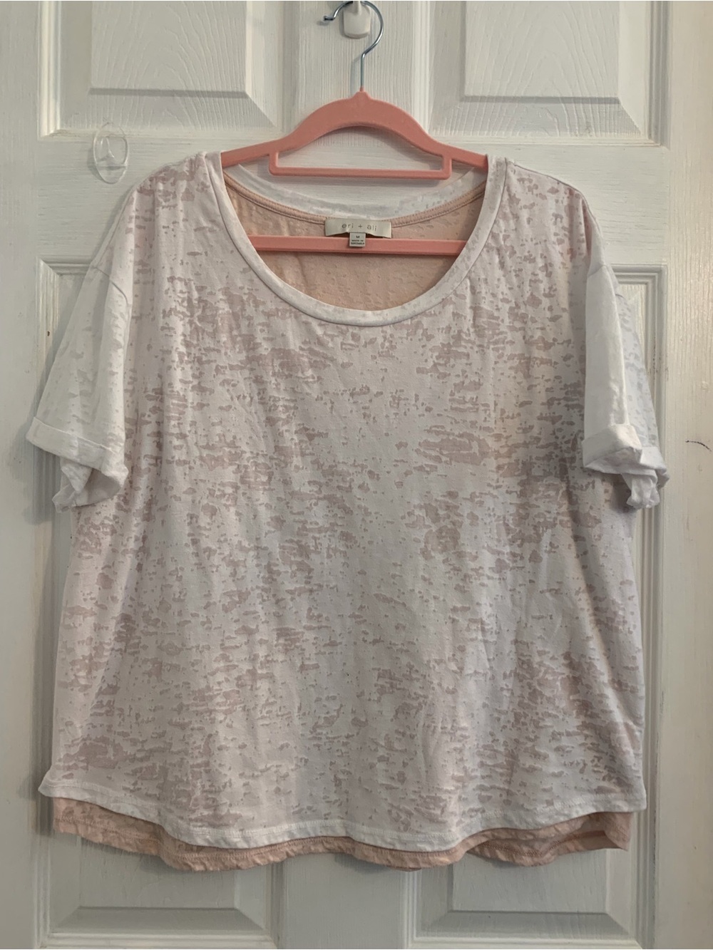 Women's Relaxed Short Sleeve Tee in Light Pink Burnout - Layered Size medium.